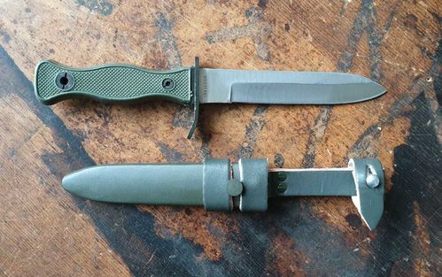 German Army combat knife