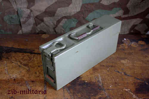 WH 8x57 MG34/MG42 ammo can, Yugo WH identical