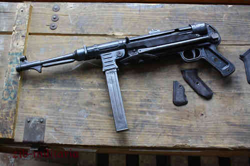 MP40 "bnz41", Deko MP (WWII), nur für Dokumentationszwecke noch sichtbar