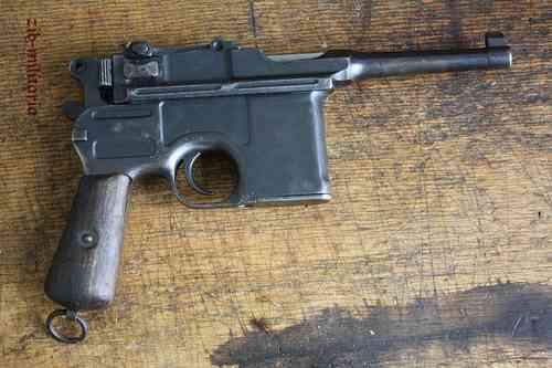 Mauser C96 Bolo, Deko Pistole (diff.), nur für Dokumentationszwecke noch sichtbar