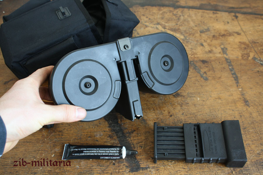Ruger Mini 14 drum mag .223 with pouch and accessoiries, bla