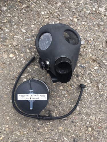 Gas mask with drinking tube, Israeli Army, factory new