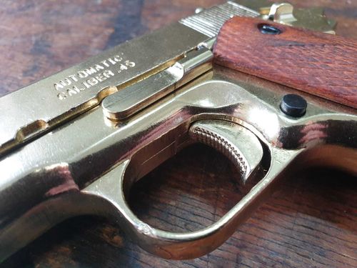 US Colt 1911, GOLDEN, Pistole Nachbau aus Gußmetall, zerlegbar,  Holzgriffschalen #5312