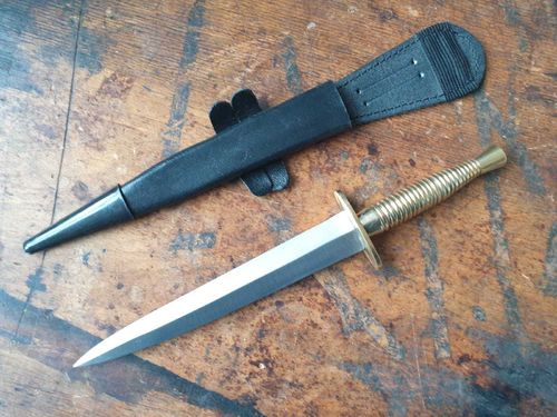 British fairbairn-sykes dagger, WWII repro - Golden