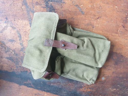 Mag pouch AK47 - other flap-  very good