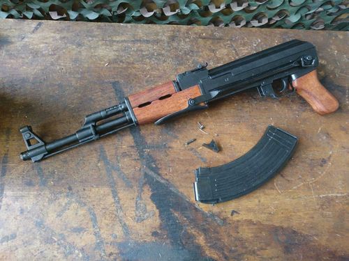 AK47 Kalashnikov folding stock, assault rifle replica made of cast metal Defekt