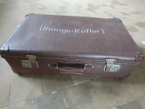 Übungs-Koffer